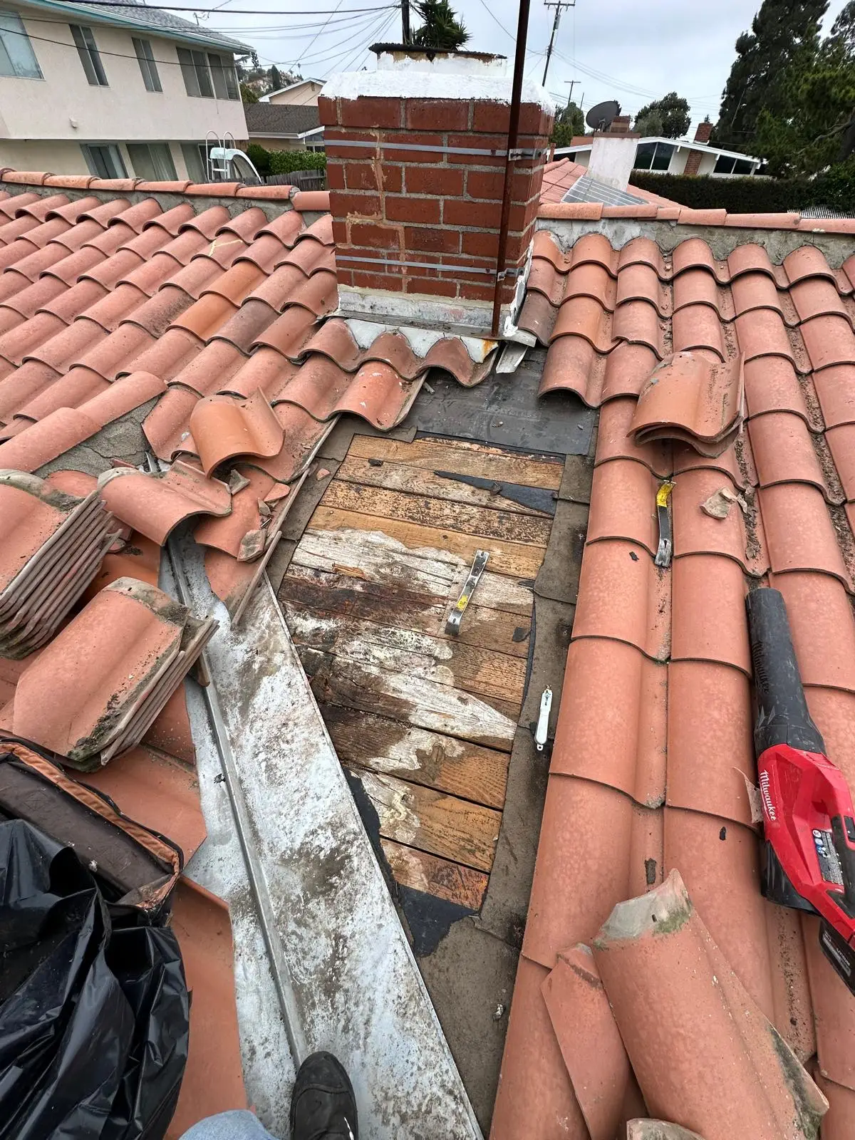 Tile Roof Reapir